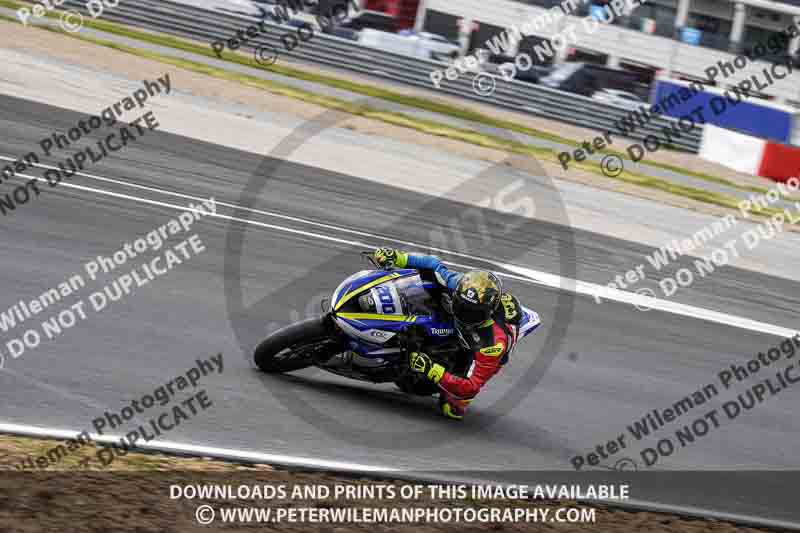 cadwell no limits trackday;cadwell park;cadwell park photographs;cadwell trackday photographs;enduro digital images;event digital images;eventdigitalimages;navarra;no limits trackdays;peter wileman photography;racing digital images;trackday digital images;trackday photos